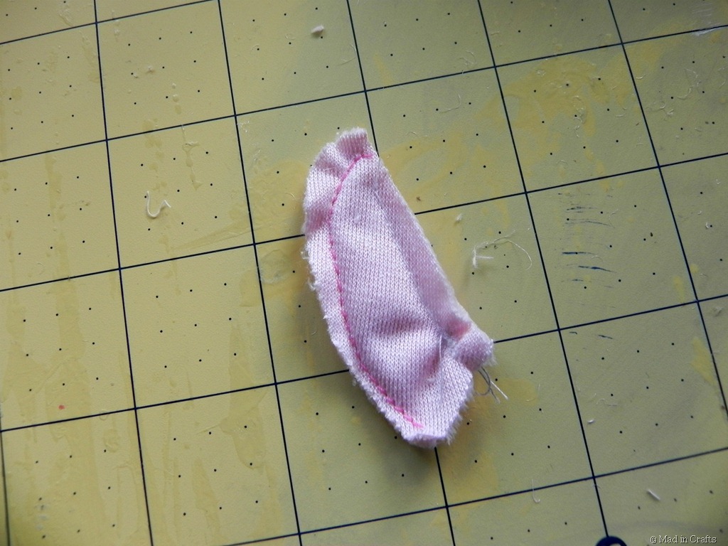 [sew-leg-to-make-thinner13.jpg]