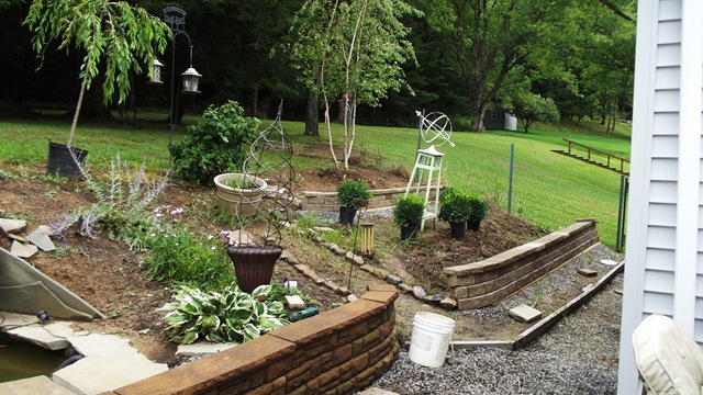 [landscaping%2520front%2520planted%2520001%255B3%255D.jpg]