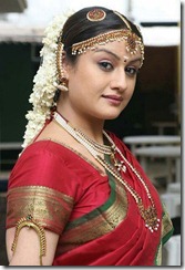 sonia agarwal in saree