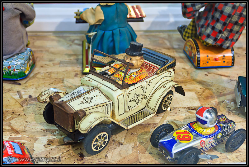 il/Фото: Выставка игрушек в Тель Авиве (20110422 ta toys 007 2623)