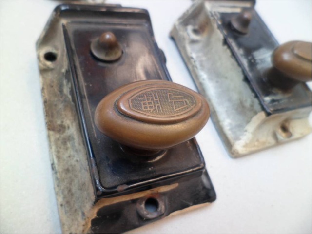 [Kunci%2520Slot%2520pintu%2520tua%2520-%2520logo%255B7%255D.jpg]