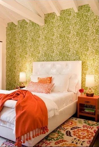 This room looks like a bouquet of fall flowers to me. The leafy pattern on that wall is so expressive! This room looks like a bouquet of fall flowers to me. The leafy pattern on that wall is so expressive!