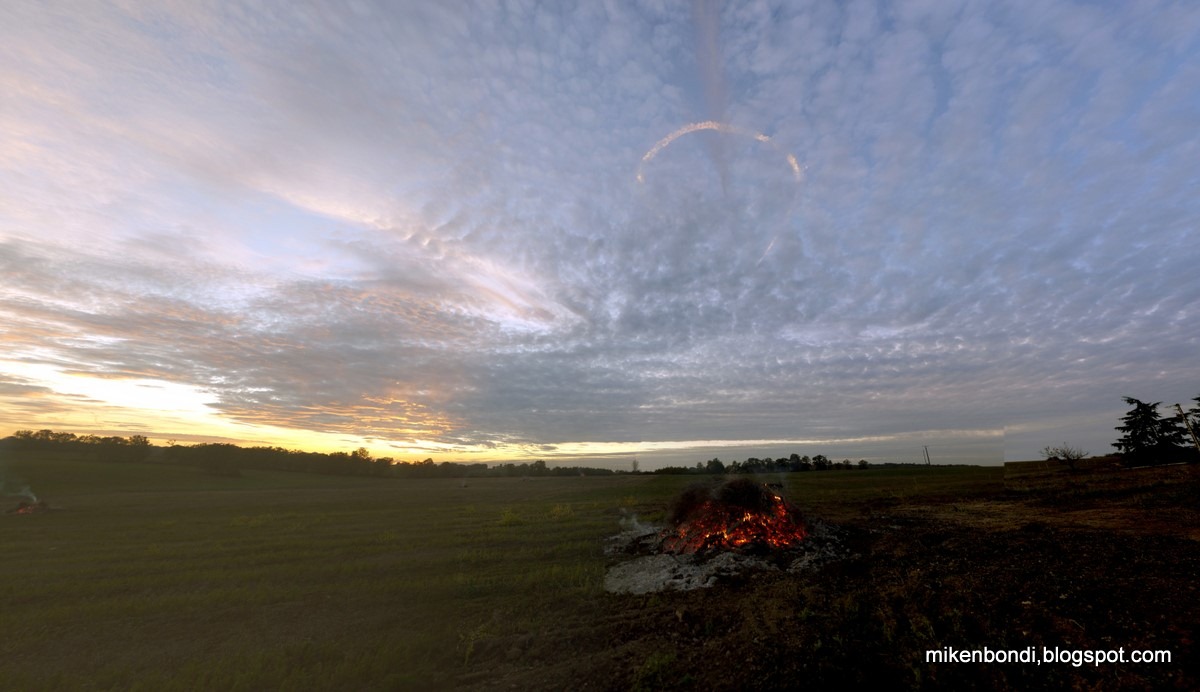 [sky%2520light%255B4%255D.jpg]