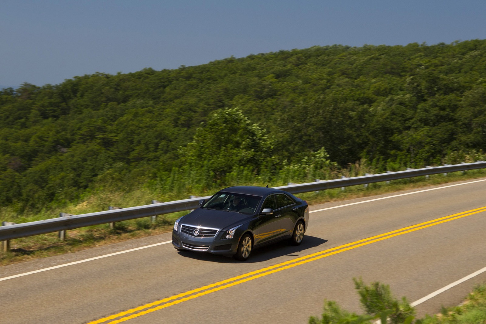 [2013-Cadillac-ATS-91%255B2%255D.jpg]