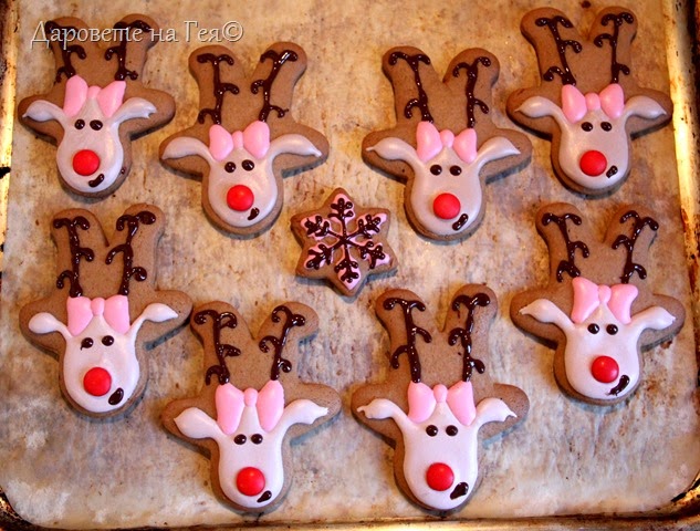 christmas cookies Rudolph and his girl 4