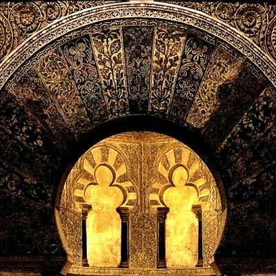 Gold Leafed Layers , Source: http://www.flickr.com/photos/10124081@N00/303426627 303426627.jpg