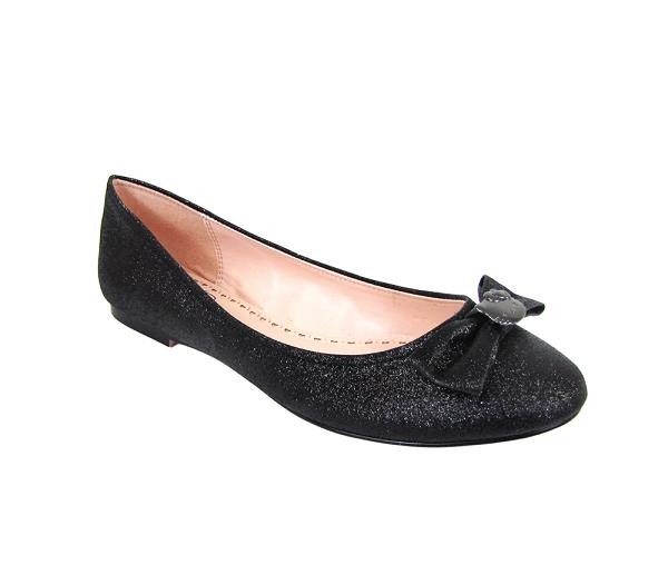 [hello_kitty_shoes_3%255B4%255D.jpg]