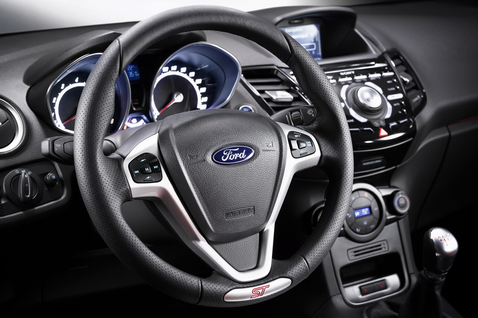 [2012-Ford-Fiesta-ST-9%255B2%255D.jpg]