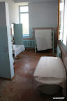 Treatment bench