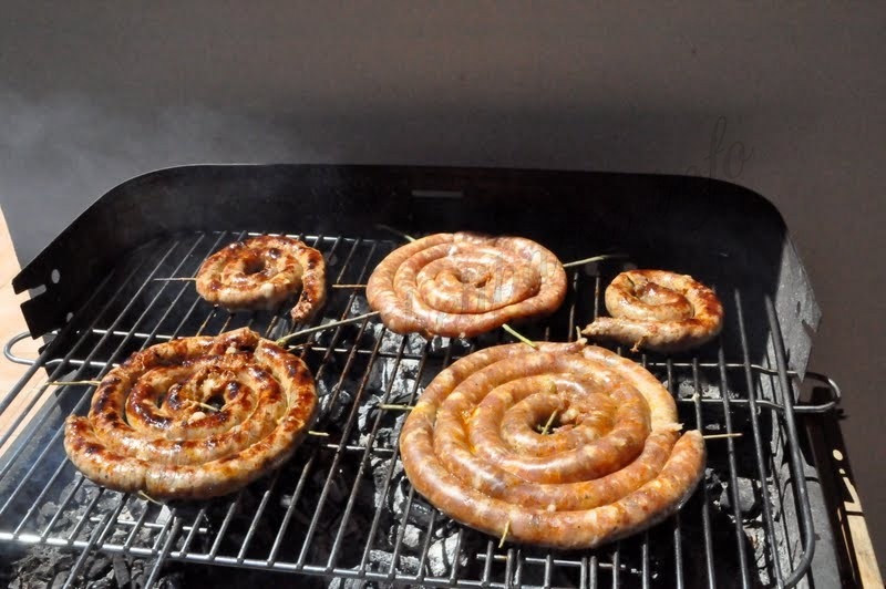 [salsiccia%2520condita%2520rustuta%2520%25288%2529%255B4%255D.jpg]