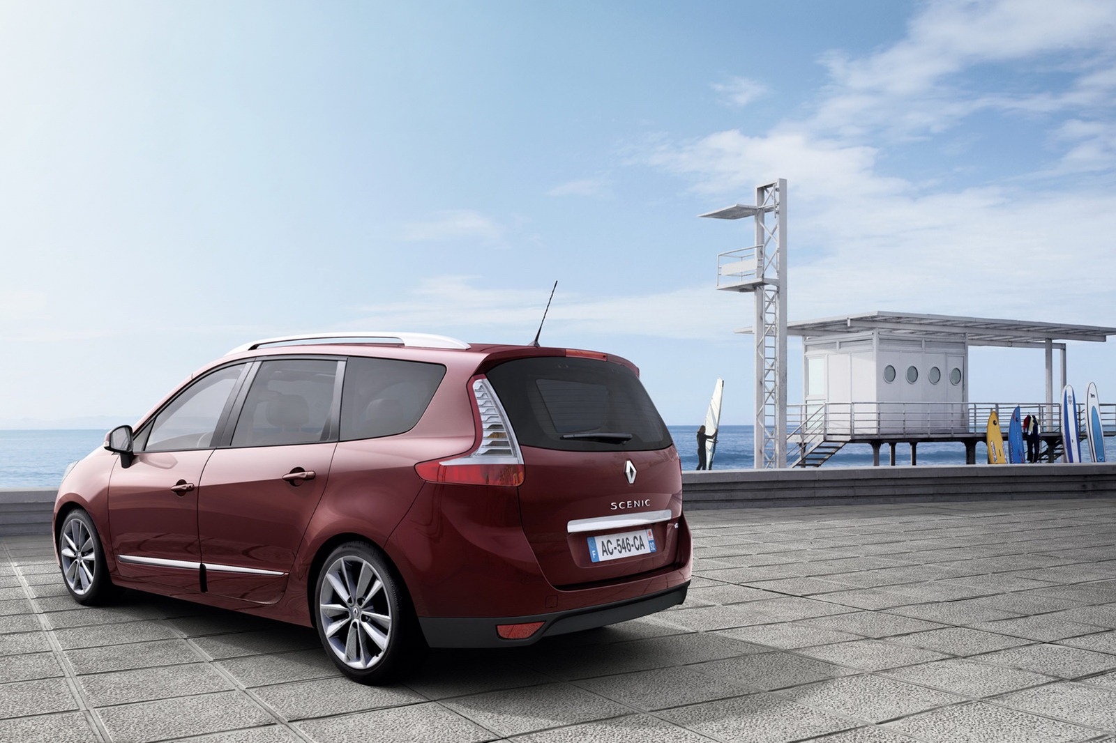 2012-Renault-Scenic-Grand-Scenic-8[2].jpg