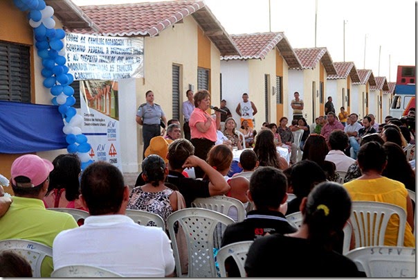 Bento Fernandes entrega de casas fot Ivanizio Ramos6