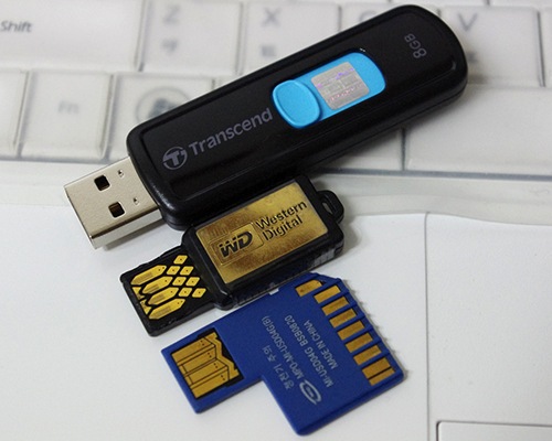 USB 메모리는 공인인증서 저장용으로나... USB 메모리는 공인인증서 저장용으로나...