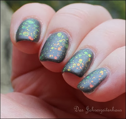 BUNT Kleancolor Chunky Holo Black matt 2