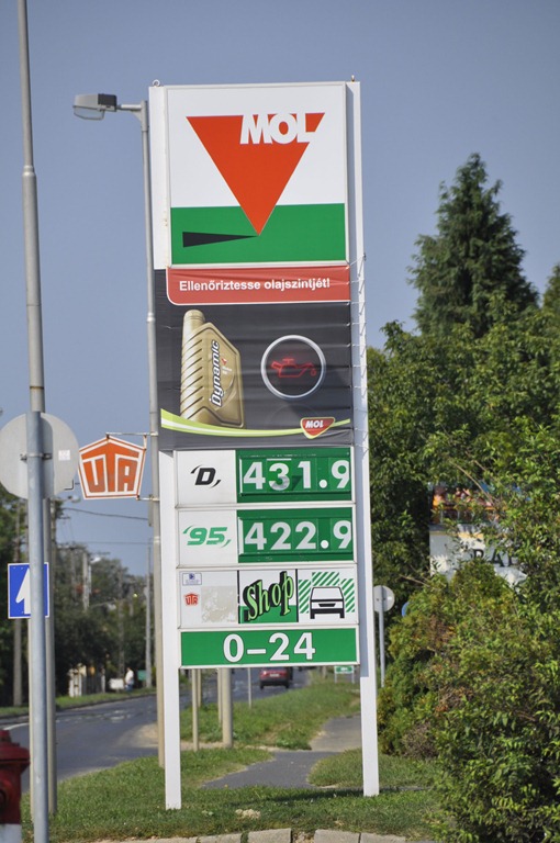 [033-prix%2520des%2520carburants%2520Hongrie%255B4%255D.jpg]