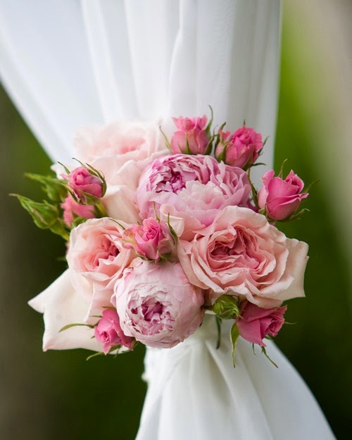 [floral-tie-backs--sweet-pea--petunia.jpg]