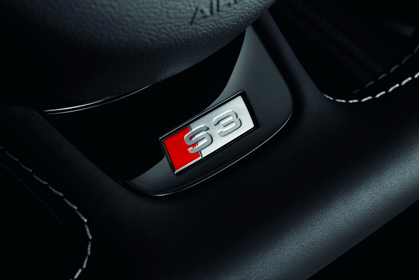 [2013-Audi-S3-21%255B2%255D.jpg]