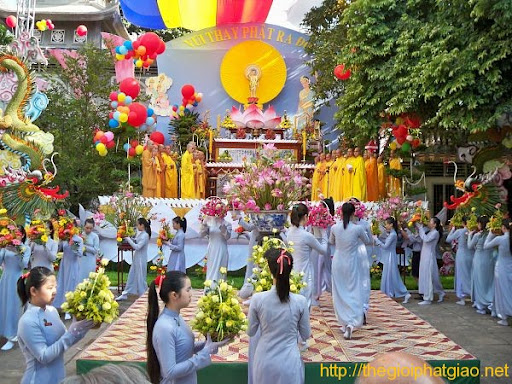 BHDTWThamDuPhatDan2556_04.jpg