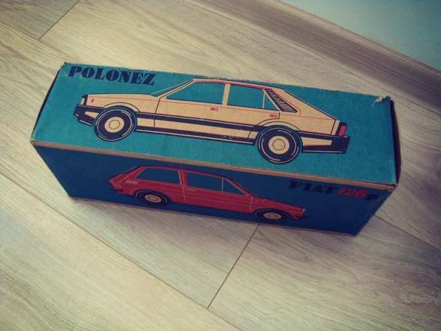 Polonez side of box