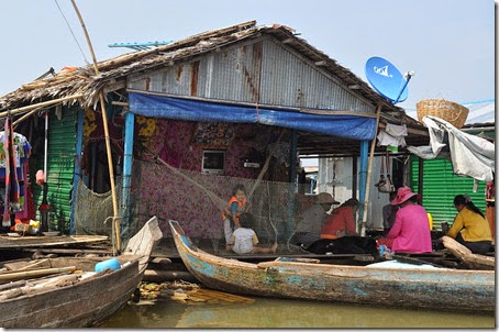 Cambodia Kampong Chhnang floating village 131025_0285