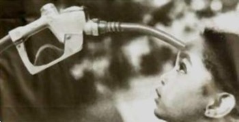 [petrolio_di_guerra-no_oil-no-war%255B5%255D.jpg]