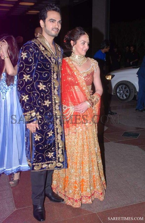 [Esha_Deol_Rocky_S_Lehenga%2520%25282%2529%255B4%255D.jpg]