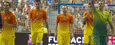 [Barcelona%2520estrena%2520nuevo%2520uniforme%255B2%255D.jpg]