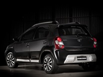 Toyota-Etios-Cross-5 Toyota-Etios-Cross-5