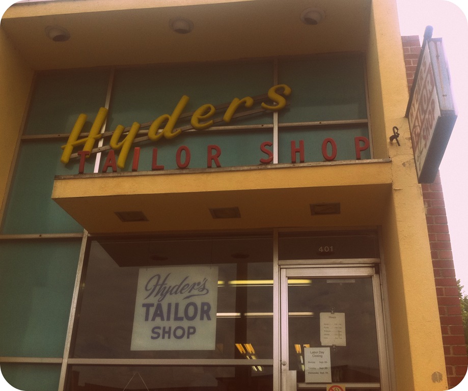 [Hyders%2520tailor%2520shop%2520aug%252011%255B5%255D.jpg]