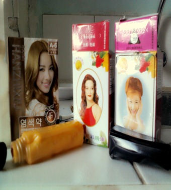 hair colorific day http://www.theindecenttruth.blogspot.com/