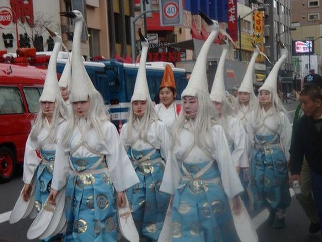 [tokyo-marathon-costumes-2%255B2%255D.jpg]