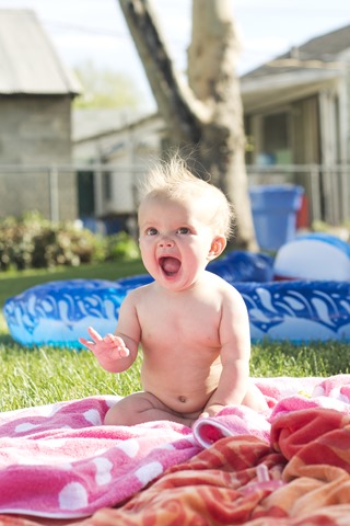 [Ellies%2520Pool%2520Day_64%255B16%255D.jpg]