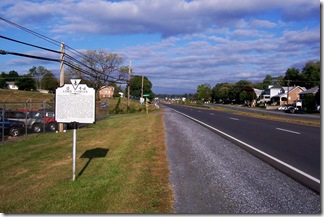 Lord Fairfax marker Q-4d on U.S. Route 522 looking north toward exit with Route 37.