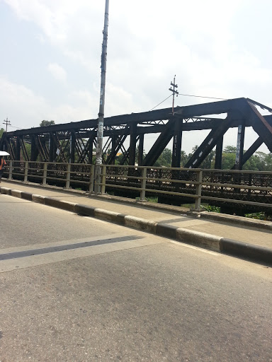 Gampola Old Bridge