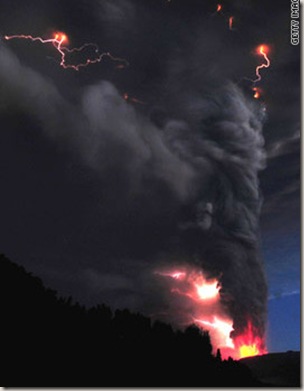 Chilean volcano erupts