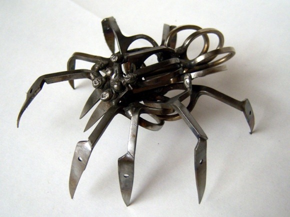 [locke-Scissor-Spider-4%255B3%255D.jpg]