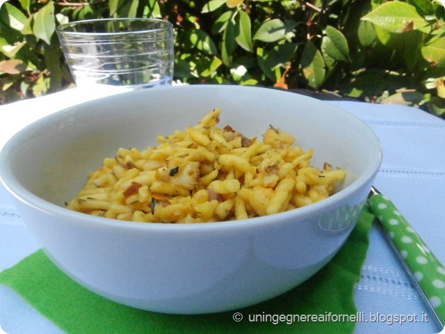 trofie gallinella zafferano spezie aromatiche rosmarino timo origano mandorle pasta primo