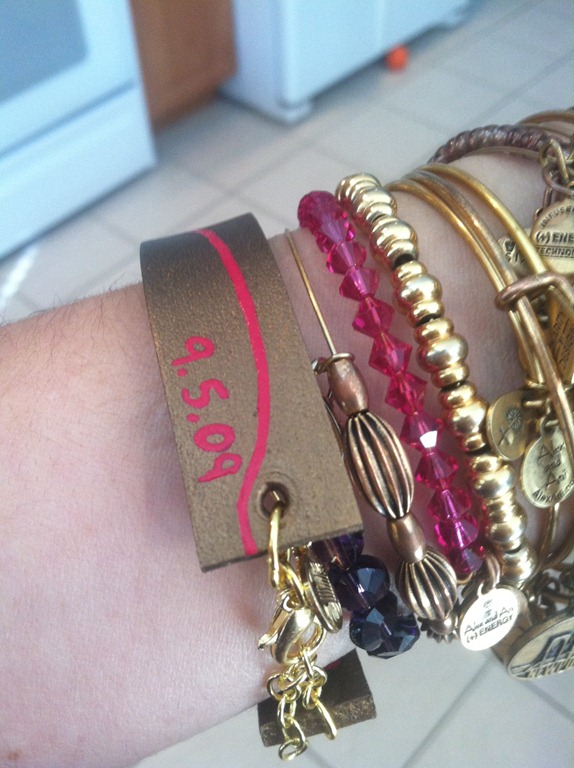 [Gifts%2520%25282%2529%255B4%255D.jpg]
