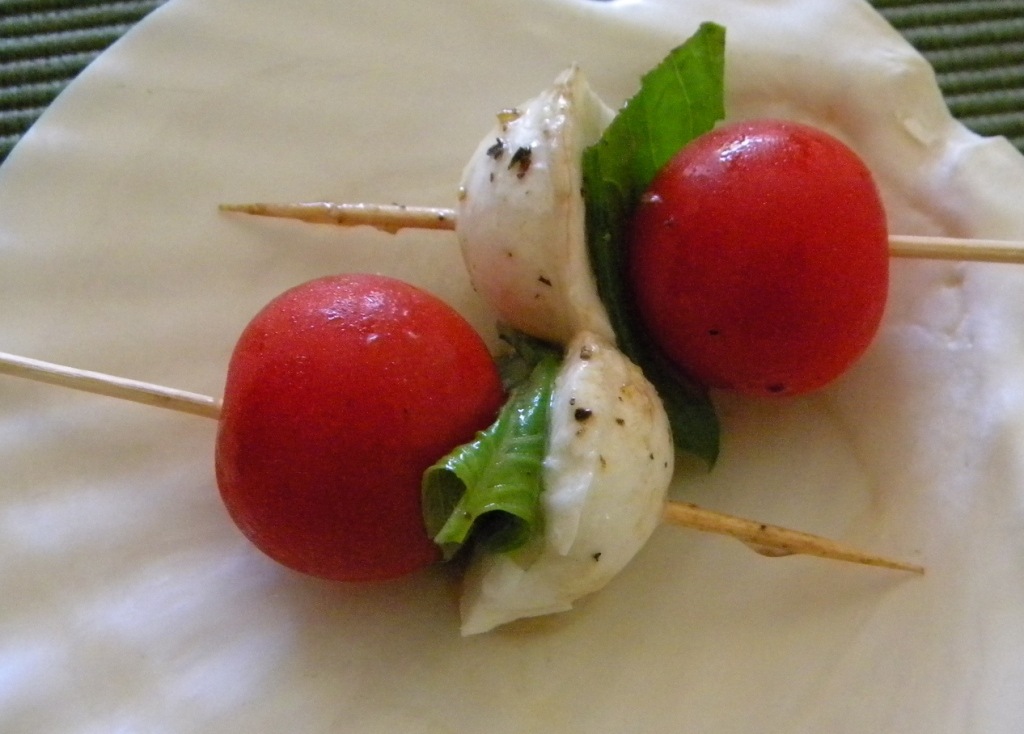 [Caprese%2520Sticks%25205%255B4%255D.jpg]