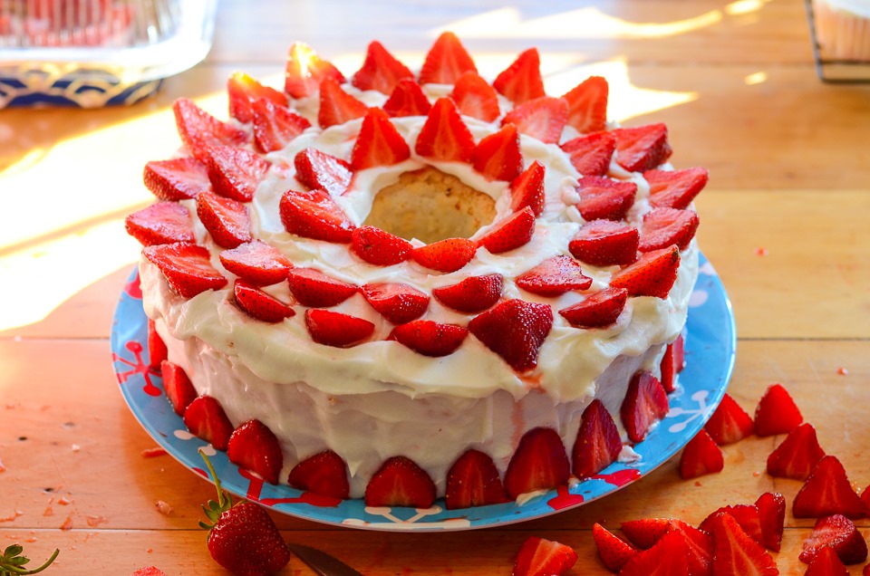 [strawberry-cake-97703.jpg]