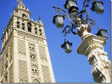 menara giralda menara giralda