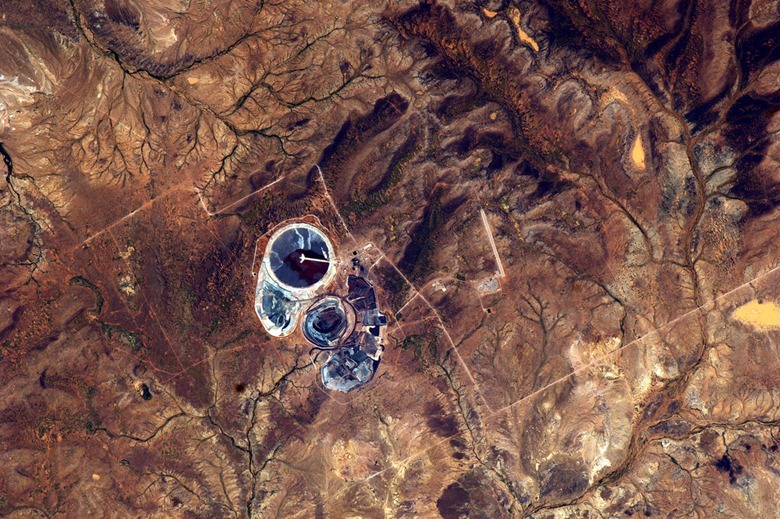 صور للارض من الفضاء Paolo-Nespoli-earth19%25255B2%25255D