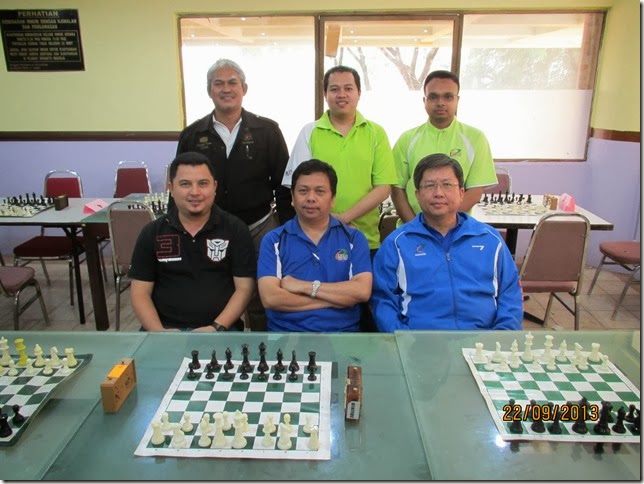 JKR Chess Team MAKSWIP 2013 JKR Chess Team 2013