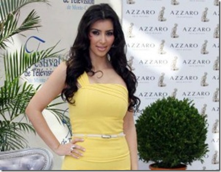 DuNiA QT4: Ngintip Celana Dalam Kim Kardashia