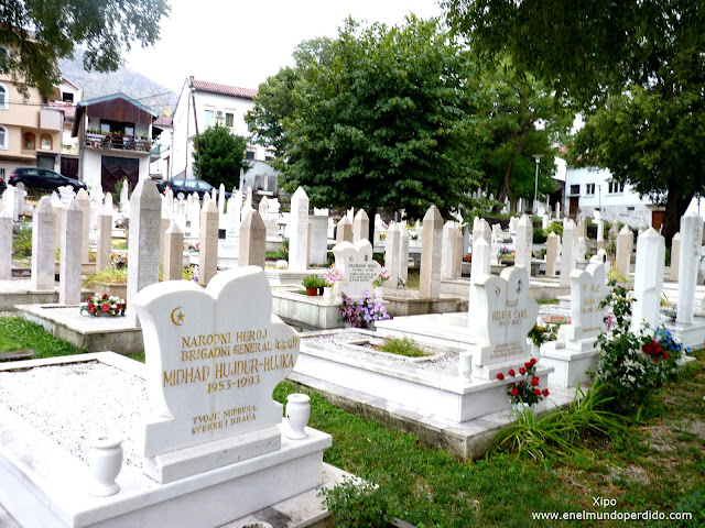 cementerio-en-mostar.JPG