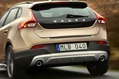 2013-Volvo-V40-Cross-Country-24 2013-Volvo-V40-Cross-Country-24