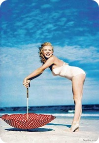 marilyn_monroe_beach_05