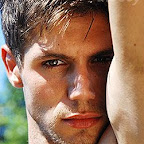 Veja esse e outros ensaios no http://www.my.opera.com/theboyv02