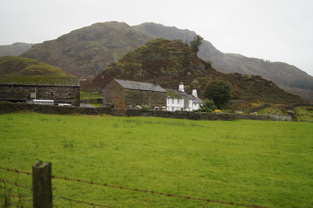 [goat-farmhouse3.jpg]