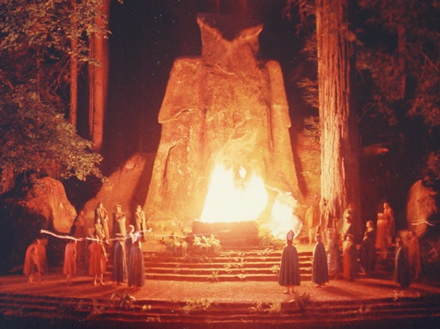 Coruja que é símbolo máximo dos Illuminati Coruja que é símbolo máximo dos Illuminati